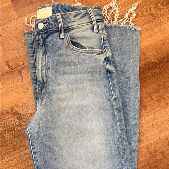 MOTHER Jeans - Picture 2 of 3